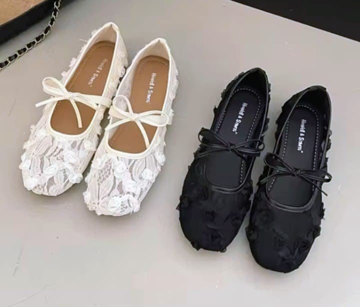 Lace Mesh Mary Jane Shoe